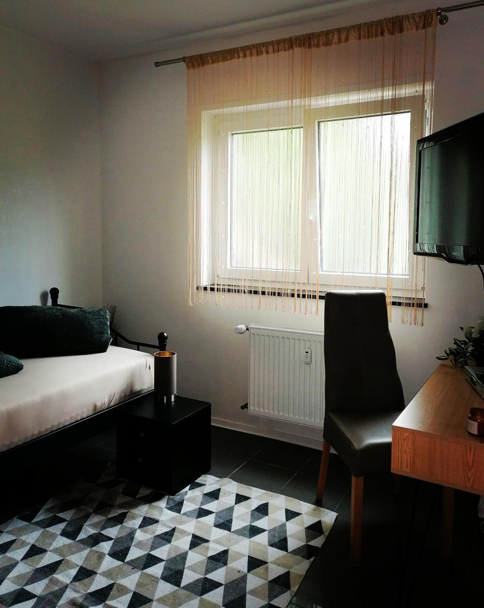 Modernes Apartment - Neustadt An Der Weinstrasse Bagian luar foto